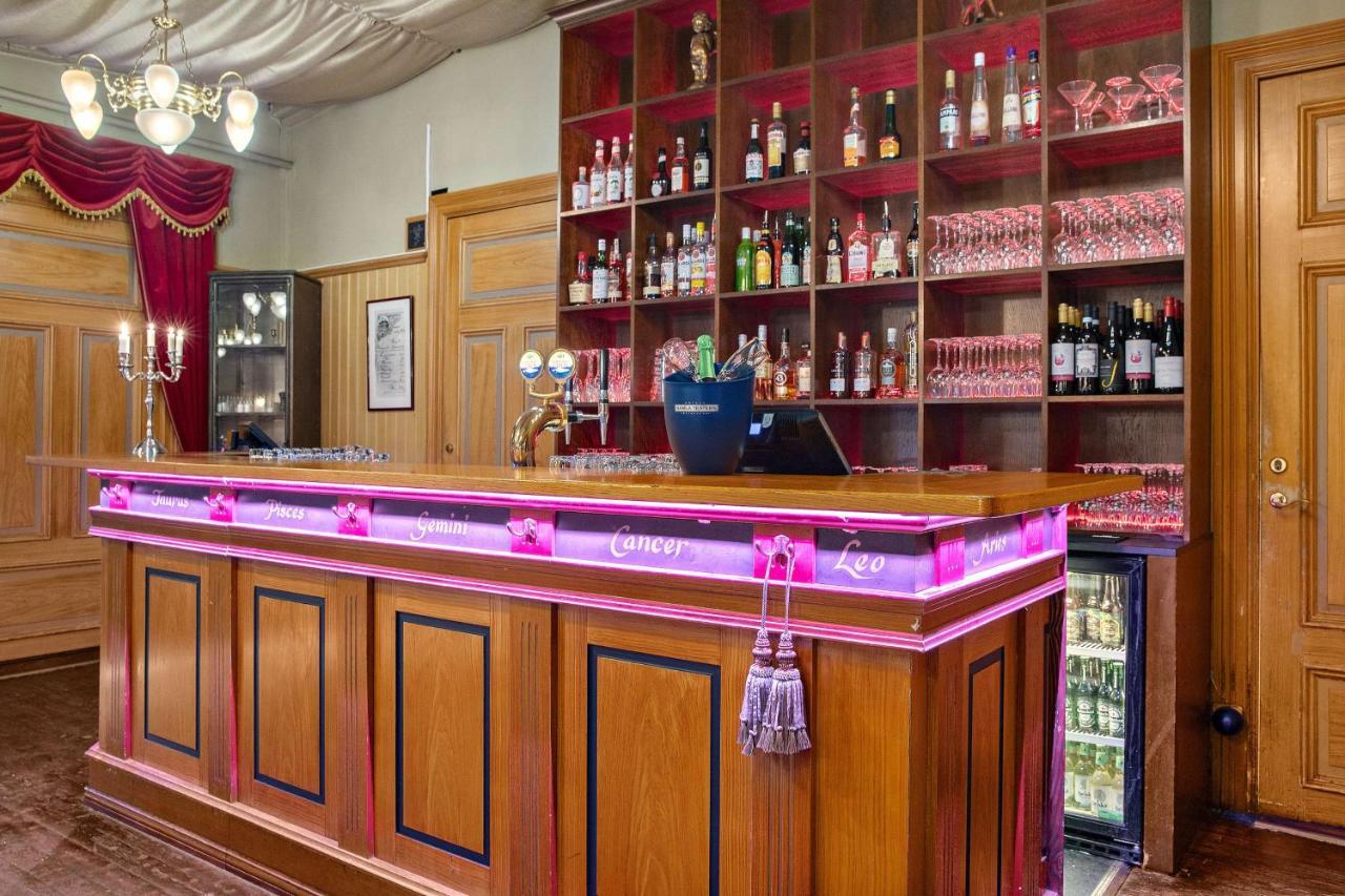 贝斯特韦斯特老剧院酒店 厄斯特松德 外观 照片